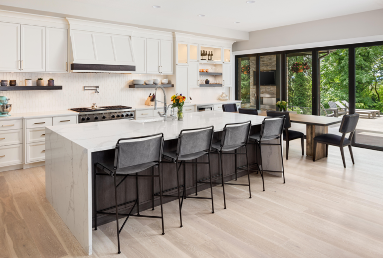 Kitchen with large center island