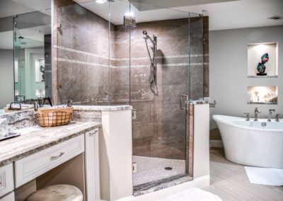 Corner shower with tile floor